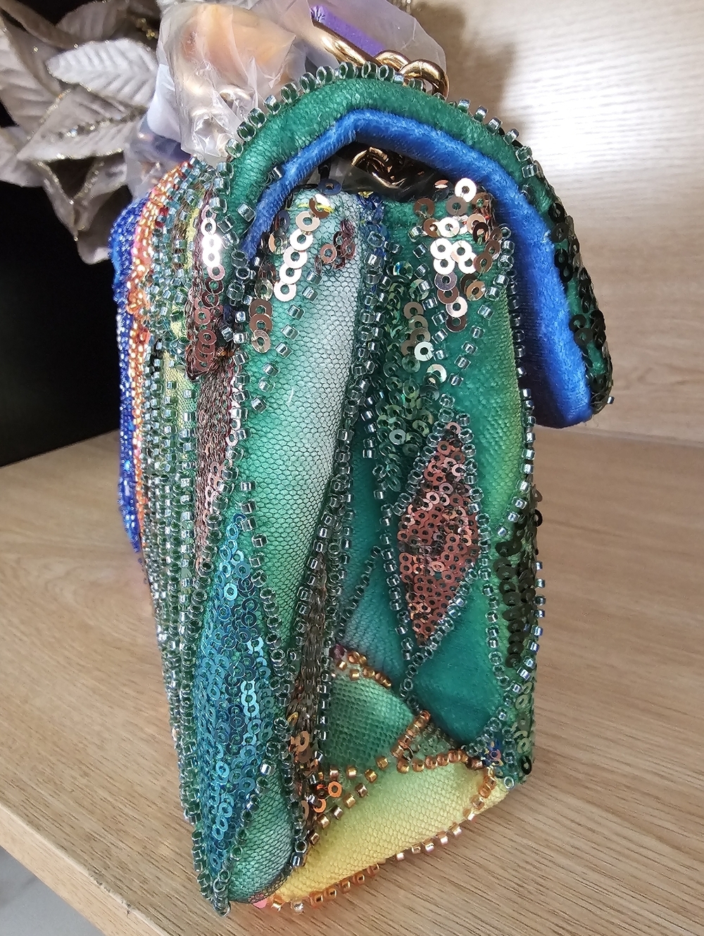 Kurt Geiger Medium Sequin Kesington Bag. - Picture 5 of 10